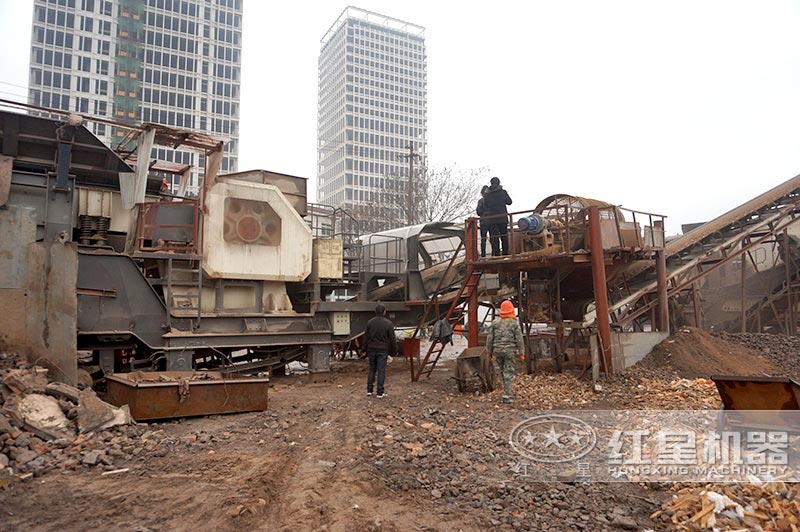 時產200噸建筑垃圾工地分類機器處理現場