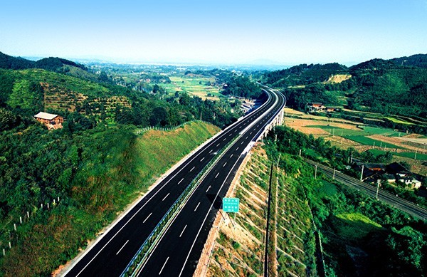 國內高速公路建設