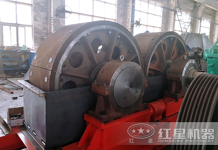 對輥破碎機(jī)
