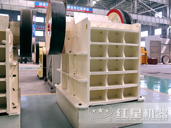 鐵礦石破碎機(jī)